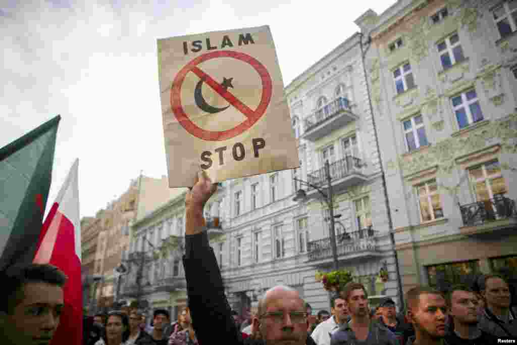 په پولنډ کې د کډوالو ضد مظاهره