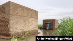 Dans le quartier Dingangali dans le 9e arrondissement de la ville de N'Djamena, au Tchad, le 30 août 2018. (VOA/André Kodmadjingar)