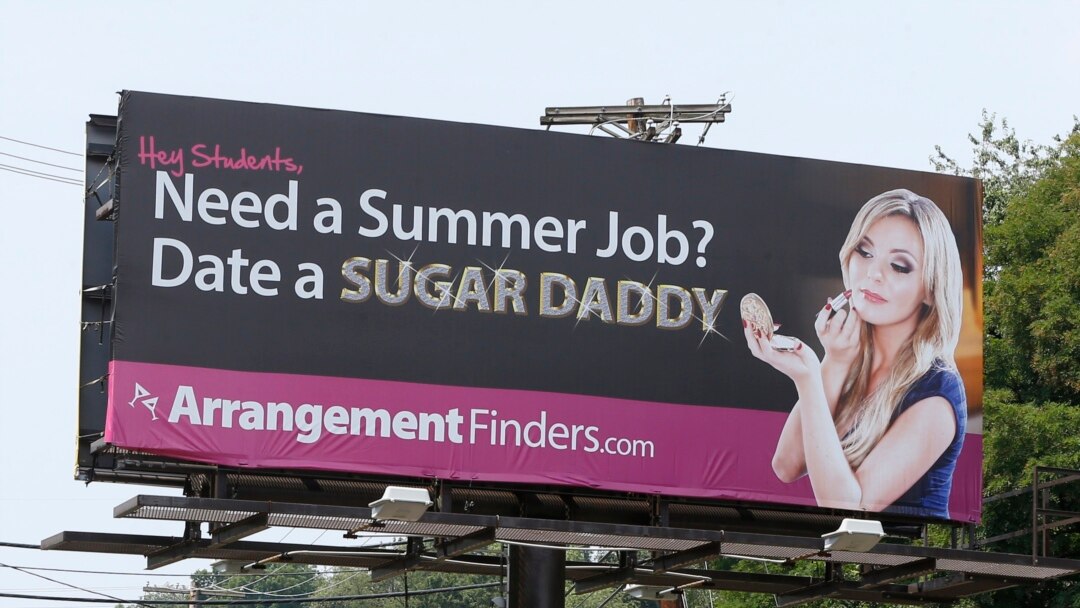 When College Students Turn to Sugar Daddies for Financial