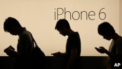 Los nuevos iPhones cuentan con una nueva codificación que hace imposible tener acceso a la clave de seguridad de sus usuarios. 