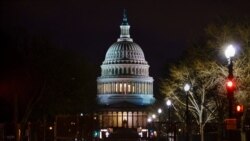 Senado de EE.UU. vota a favor de proceder con el juicio político a Trump