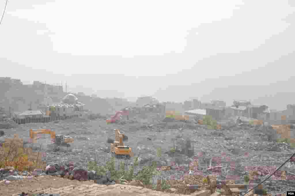 Bajarê Şirnex ya wêranbûyî