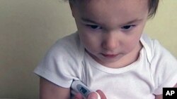 The new guidelines from the American Academy of Pediatrics on managing fever in children recommend that parents not worry so much about their child maintaining a normal body temperature