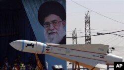 ئێران موشه‌ک له‌ نزیک ته‌نگه‌ی هورموز تاقی ده‌کاته‌وه‌