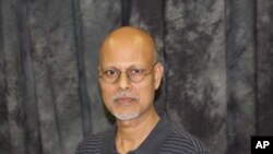 ড: মুহাম্মদ হক