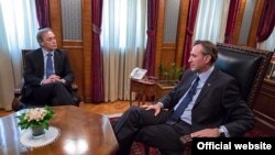 Lider Demokratskog fronta Miodrag Lekić tokom susreta sa predsednikom Skupštine Crne Gore Ranko Krivokapić (Skupština Crne Gore)