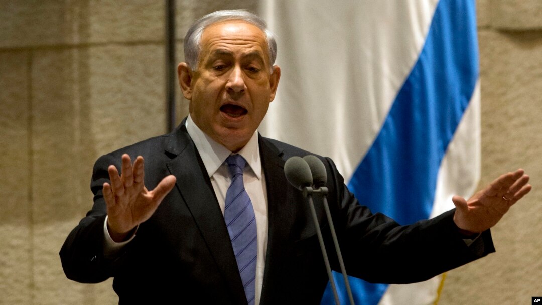 PM Israel Benjamin Netanyahu membela diri di hadapan parlemen Israel atau Knesset di Yerusalem.