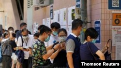 香港人排队投票