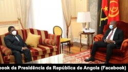 Isaías Samakuva, antigo presidente da UNITA, e João Lourenço, Presidente de Angola, 26 outubro 2020