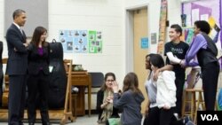 El presidente Obama alentó a los estudiantes hispanos a seguir sus sueños durante una reunión en una escuela secundaria en Arlington, Virginia.