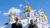 El presidente de Ucrania, Volodymyr Zelenskyy, y el presidente de Estados Unidos, Joe Biden, asisten a una reunión, en medio del ataque de Rusia a Ucrania, en Kiev, Ucrania, el 20 de febrero de 2023.