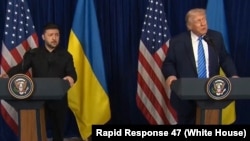 ولسمشر ټرمپ او د اوکراین ولسمشر زیلینسکي 