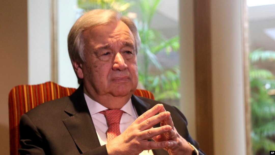 El secretario general de la ONU, Antonio Guterres, recordó en su mensaje del 23 de abril de 2020 que no se debe olvidar que “la amenaza es el virus, no las personas”.