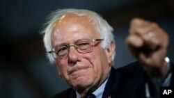 Bernie Sanders habló a sus seguidores en Burlington, Vermont, el jueves, 16 de junio de 2016.