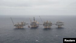 Plataformas de petróleo en el mar del Norte. [Archivo]