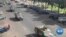 Des blindés dans les rues de Dakar
