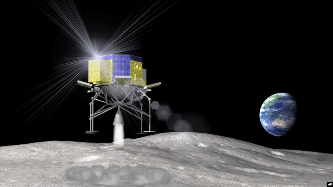Gambar rekaan artis ini dipublikasikan oleh Japan Aerospace Exploration Agency, atau JAXA, 20 April 2015, dan menunjukkan mesin eksplorasi antariksa yang diberi nama SLIM (Smart Lander for Investigating Moon) mendarat di bulan.