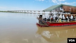 FILE - The Amu Darya, seen near Urgench, Khorezm, Uzbekistan, July 22, 2024. The river is a major waterway in Central Asia and flows through Tajikistan, Turkmenistan, Uzbekistan and Afghanistan. (Navbahor Imamova/VOA)