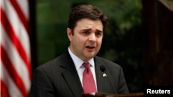 I Dërguari Special i Presidentit Biden, Ricardo Zuniga