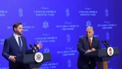 美国副总统JD·万斯与匈牙利总理维克托·欧尔班在匈牙利布达佩斯举行联合新闻发布会。(2026年4月7日)