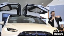 Tesla Model SUV X (foto: Reuters)