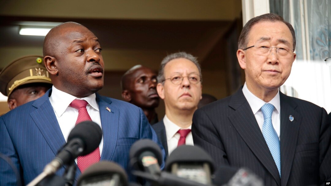 Umunyamabanga mukuru wa ONU Ban Ki-moon na Perezida Pierre Nkurunziza, tariki ya 23/02/2016.