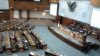 Sidang Paripurna dengan agenda Penyampaian Hasil Pemeriksaan Semester II Tahun 2014 oleh BPK, berlangsung di Gedung MPR DPR di Jakarta, Selasa 7/4 (foto: VOA/Iris).