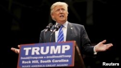 Ứng viên tổng thống của Đảng Cộng hòa Mỹ, Donald Trump, phát biểu tại một cuộc vận động bầu cử ở Rock Hill, South Carolina, hôm 8/1.