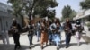 طالبان تندیس عبدالعلی مزاری را نابود کرد
