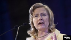 Hillary Clinton dijo que las acusaciones de Google son “muy serias” y que serán investigadas por el Departamento Federal de Investigaciones (FBI).