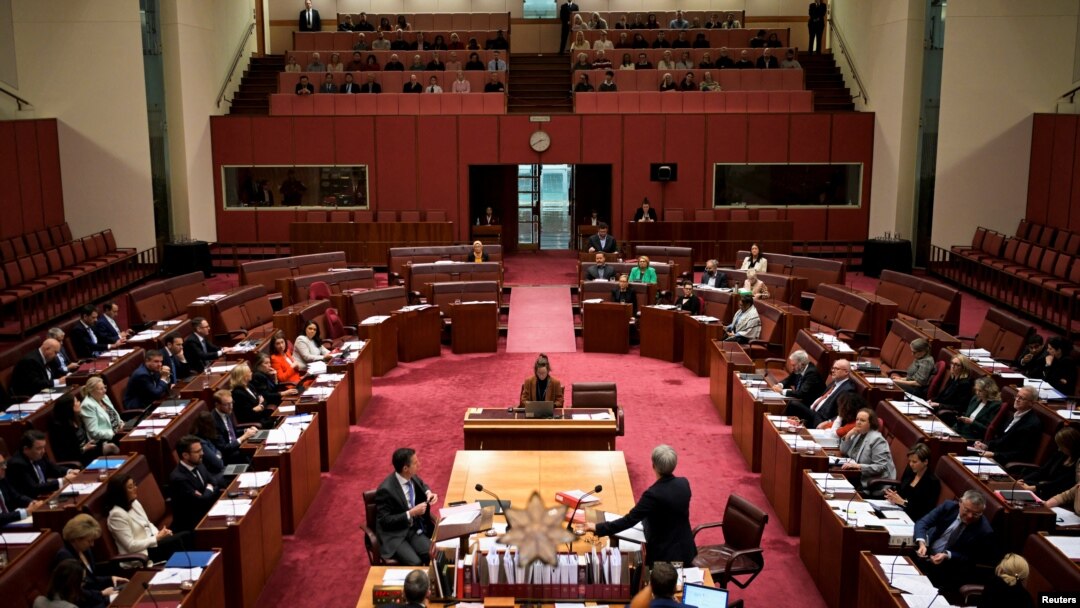 Situasi di dalam gedung parlemen Australia di Canberra, dalam sebuah rapat kerja yang digelar pada 4 Juli 2024. (Foto: Reuters/Tracey Nearmy)