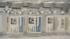 ARHIVA - Bočice sa vakcinom protiv Kovida 19 kompanije "Džonson i Džonson" u apoteci u istočnom Denveru (Foto: AP)
