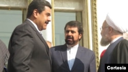 Nicolas Maduro conversa con el ayatolá Khomenei en Teherán. [Foto: Presidencia de Venezuela].