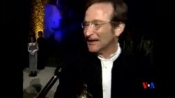 2014-08-12 美國之音視頻新聞: 美國演員羅賓威廉斯去世