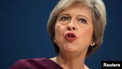 Firayim Ministar Ingila Theresa May yayinda take bayyana wa majalisar kasar shirin ficewa daga Tarayyar Turai bisa ga zabin 'yan kasar