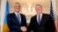 Hašim Tači i Mike Pompeo 