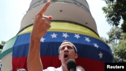 El presidente interino de Venezuela, Juan Guaidó, anuncia que su delegación se retira de las negociaciones auspiciadas por Noruega. 