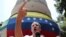 El presidente interino de Venezuela, Juan Guaidó, anuncia que su delegación se retira de las negociaciones auspiciadas por Noruega. 