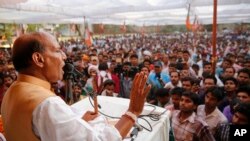 د هند د کورنیو چارو وزیر اعلان وکړ چې په جمو او کشمیر کې به د حملې د څرنگوالي په اړه څیړنې وشي