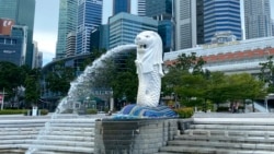 ILUSTRASI - Suasana di sekitar patung Merlion, landmark wisata populer, di Singapura, Senin, 31 Mei 2021. (AP/Annabelle Liang)