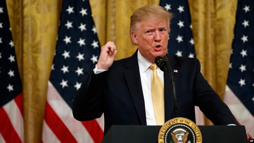 Twittet e Presidentit Trump për ligjvënëset me ngjyrë shkaktojnë zemërim