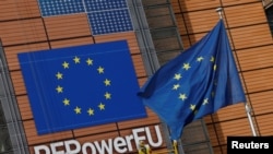 Фото: прапор ЄС на тлі штаб-квартири Єврокомісії, Брюссель, 19 жовтня 2022 року REUTERS/Yves Herman