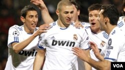 Benzema le anotó a su ex equipo y rompió la maldición del Real Madrid que nunca le había marcado un gol al Lyon en Francia.