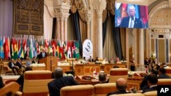 President Donald Trump delivers a speech to the Arab Islamic American Summit, at the King Abdulaziz Conference Center, May 21, 2017, in Riyadh, Saudi Arabia. 