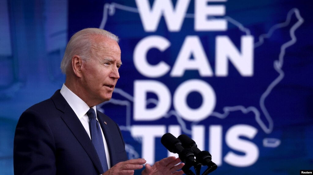 Presidenti amerikan Joe Biden flet për përgjigjen e administratës ndaj koronavirusit dhe për programin e vaksinimit (6 korrik 2021)