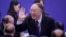 资料照片：前重庆市长黄奇帆在担任中国国际经济交流中心副主席期间出席在北京举行的2019年新经济论坛。(2019年11月21日)
