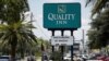 Un hotel Quality Inn anuncia apertura de empleos en Tampa, Florida, el 1 de junio de 2021.