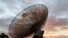 Un radiotelescopio del Observatorio Parkes en Australia el 15 de julio de 2019.
