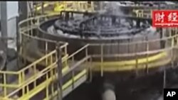 加拿大油砂矿对油砂进行提纯