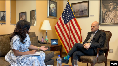 Seks porno uka singilni sikadi Onlayn jinsiy aloqa